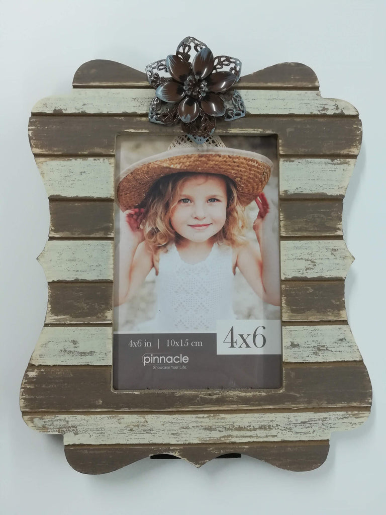 4 x 6 rustic frame with flower